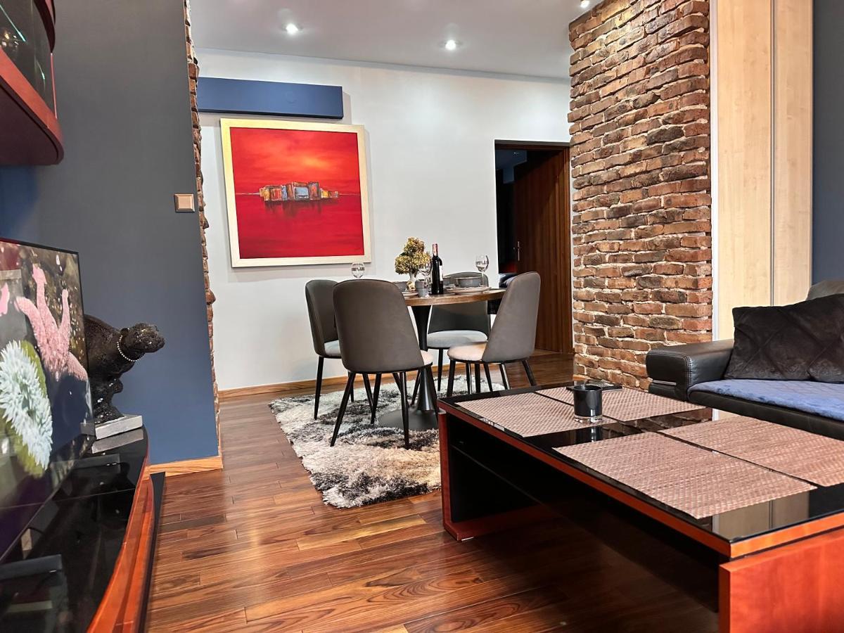Be Inn - Luxury Apartment Gliwice Extérieur photo
